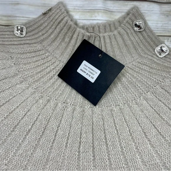 𝅺marc New York Andrew Marc fit is loose with a dolman sleeve and rhinestones - Picture 8 of 15